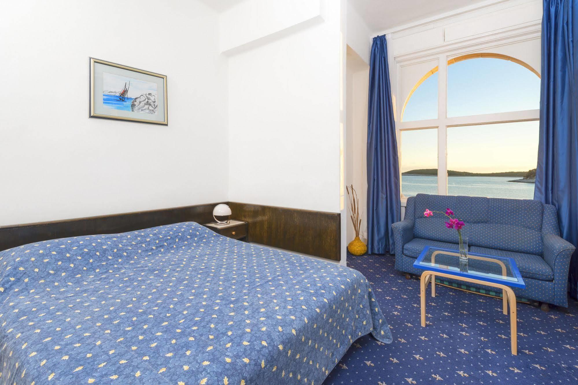 Villa Dalmacija Hvar Hotel هفار المظهر الخارجي الصورة